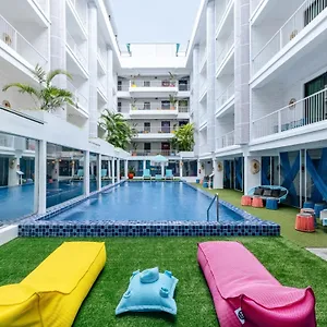 Viva Dash Hotel