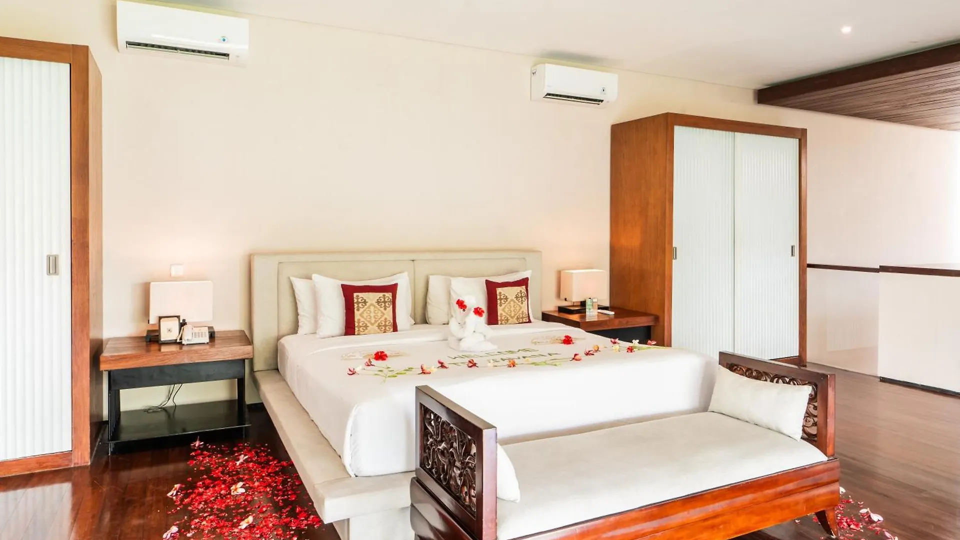 Javana Royal Villas Σεμινιάκ 0*,