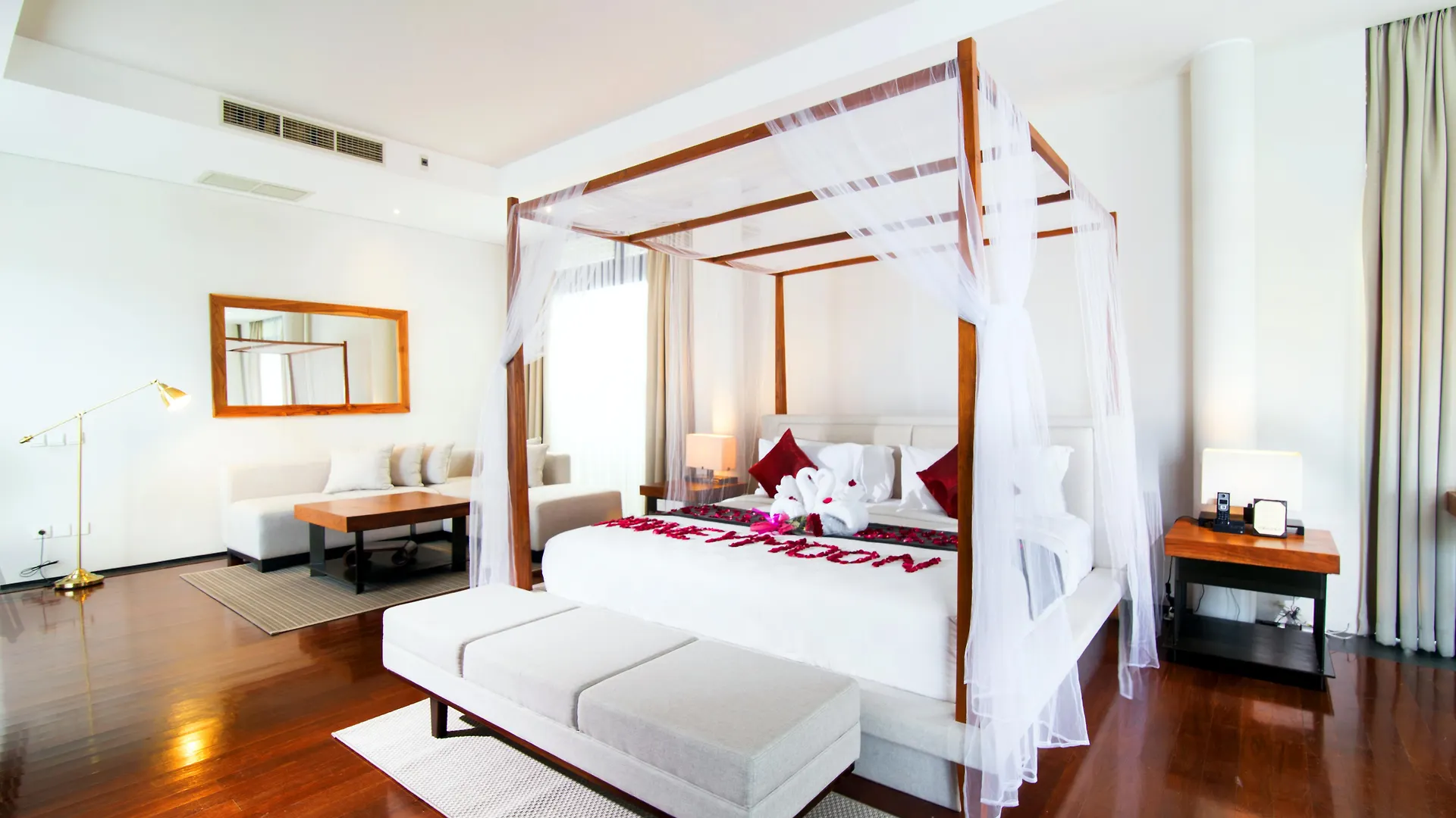 Javana Royal Villas Seminyak   Seminyak (Bali)