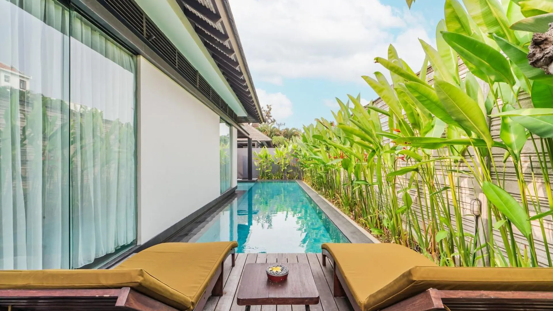 Javana Royal Villas Seminyak  0*, Seminyak (Bali)